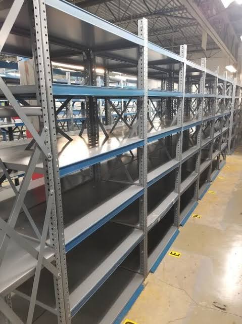 Fabricación de estanterías metálicas resistentes a medida